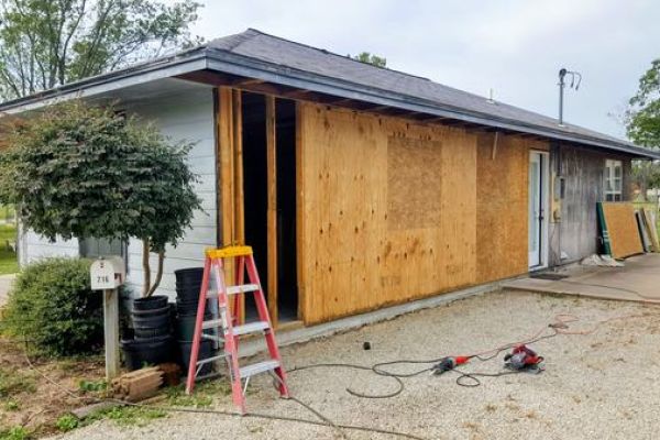 Home exterior before carport addition in Little Rock Arkansas